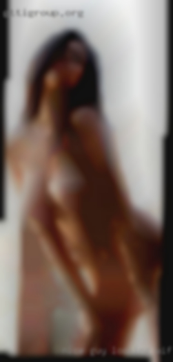 Nice wife dogging guy looking   for  fwb maybe more.